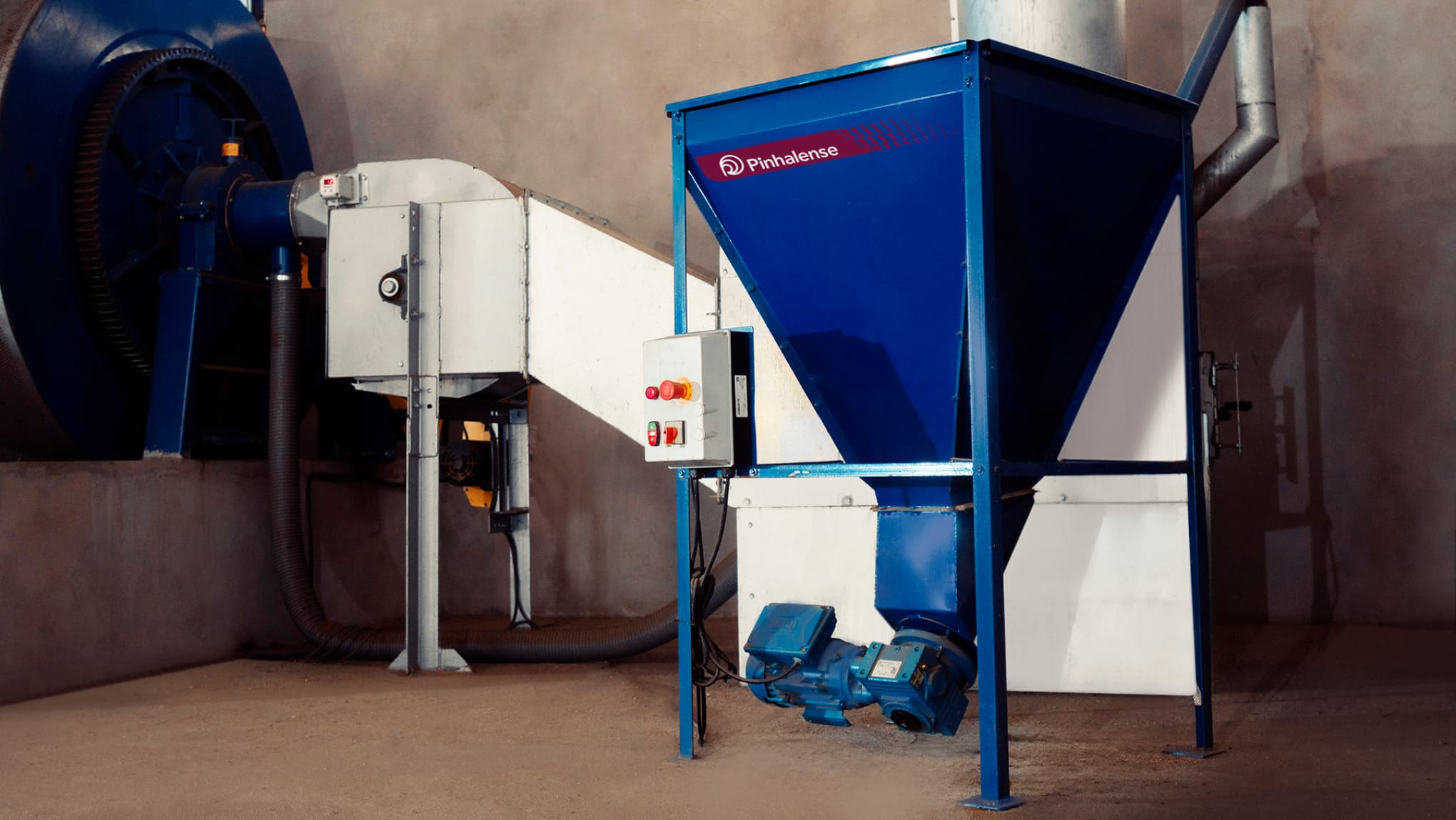 Alimentador queimador de palha de café para secador de café Pinhalense.