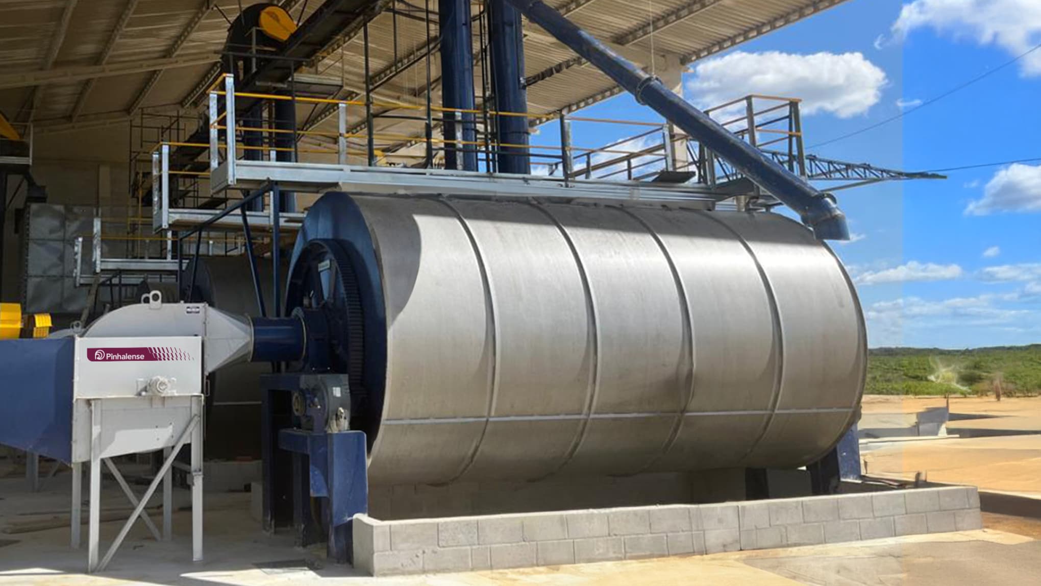 Image of pepper dryer in a semi-open environment.